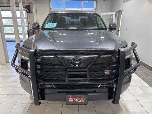Used 2024 Toyota Tundra Limited AWD/4WD image 6