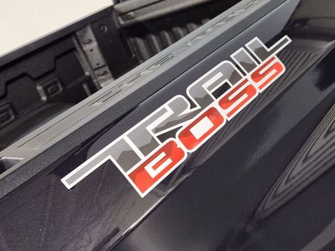 Used 2024 Chevrolet Silverado 1500 LT Trail Boss w/ Convenience Package II AWD/4WD image 13
