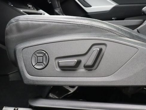 Used 2020 Audi Q3 2.0T Premium AWD/4WD image 14