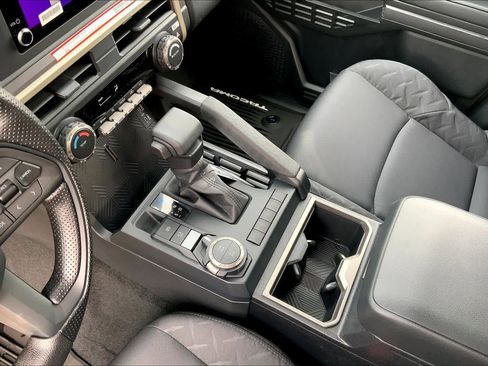 New 2026 Toyota Tacoma SR5 AWD/4WD image 7
