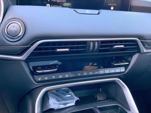 New 2026 MAZDA CX-90 Plug-In Hybrid w/ Preferred image 17