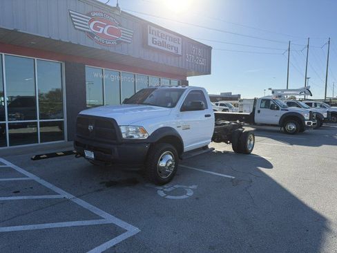 Used 2017 RAM 5500 Tradesman w/ Power & Remote Entry Group image 1