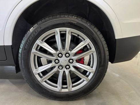 Certified 2025 Cadillac XT5 Sportv AWD/4WD image 10