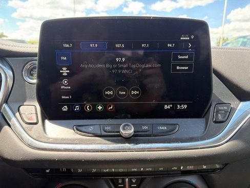 Used 2024 Chevrolet Blazer LT FWD image 9