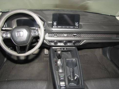 Certified 2023 Honda Accord EX image 14