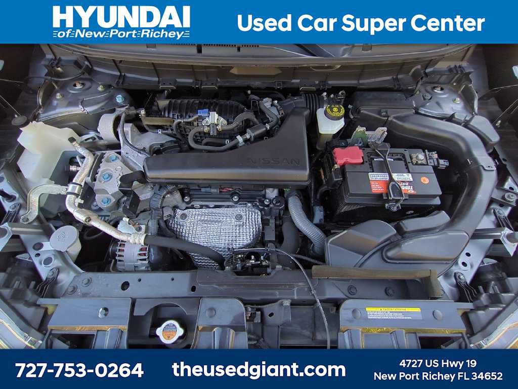 Used 2019 Nissan Rogue SV w/ Premium Package FWD image 14