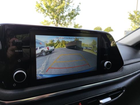 Used 2021 Hyundai Sonata SEL FWD image 16