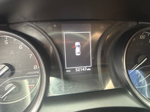 Used 2022 Toyota Camry SE FWD image 10