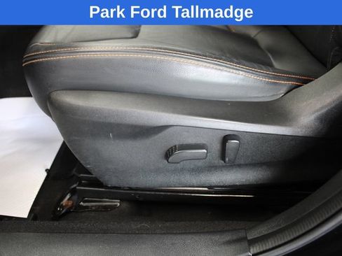 Used 2019 Subaru Crosstrek 2.0i Limited w/ Moonroof Package w/Navigation AWD/4WD image 13