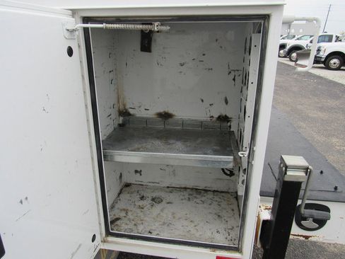 Used 2022 RAM 3500 Tradesman w/ Chrome Appearance Group AWD/4WD image 27