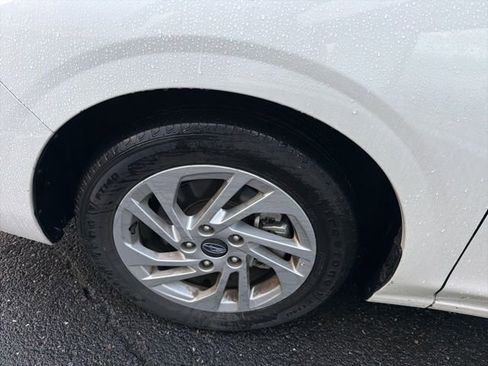 Used 2024 Subaru Impreza 2.0i image 15