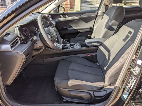 Used 2022 Kia K5 LXS image 11