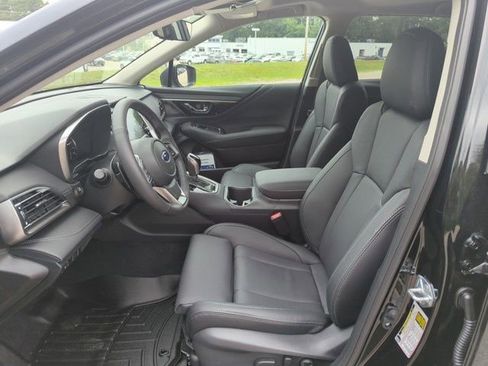 Used 2025 Subaru Outback Limited XT image 13