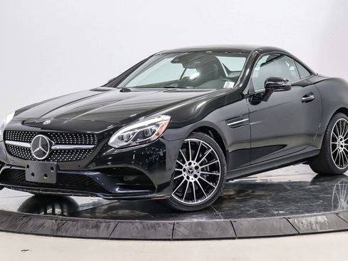 Used 2020 Mercedes-Benz SLC 300 image 1