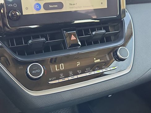 Certified 2025 Toyota Corolla LE FWD image 19