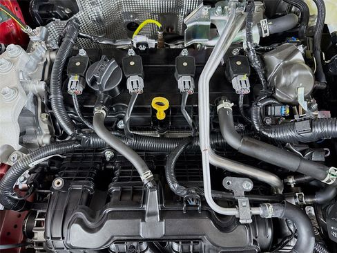 New 2025 Mitsubishi Outlander SE image 30