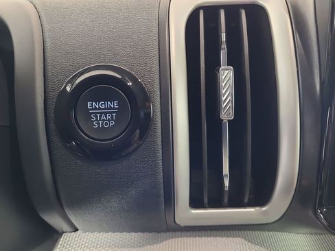 Used 2025 Ford Expedition Max Active image 14