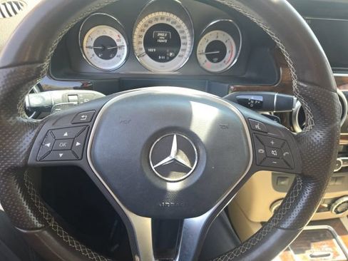 Used 2015 Mercedes-Benz GLK 250 BlueTEC 4MATIC image 10