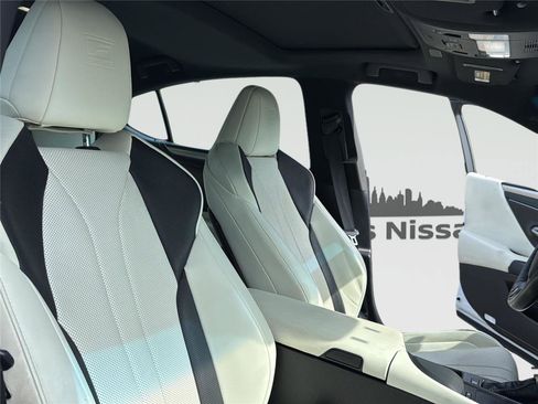 Used 2021 Lexus ES 350 F Sport w/ Special Edition FWD image 32