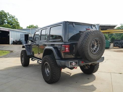 Used 2019 Jeep Wrangler Unlimited Rubicon AWD/4WD image 4