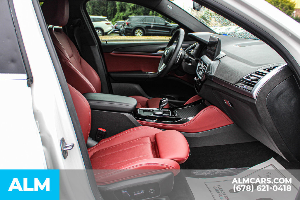 Used 2024 BMW X4 xDrive30i w/ Premium Package AWD/4WD image 18