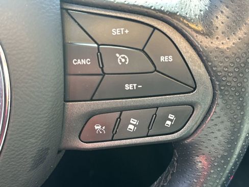 Used 2022 Dodge Durango GT image 28