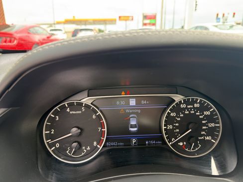 Used 2023 Nissan Altima 2.5 SV w/ SV Premium Package FWD image 12