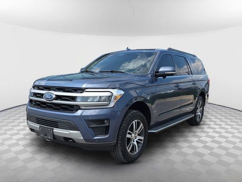 Used 2022 Ford Expedition Max XLT AWD/4WD image 4
