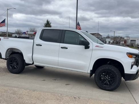 New 2026 Chevrolet Silverado 1500 Custom Trail Boss image 2