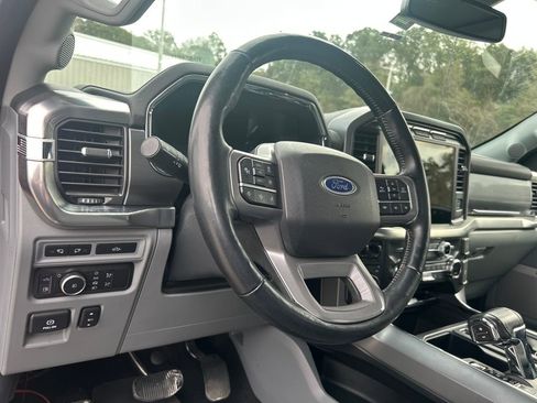 Used 2021 Ford F150 Lariat w/ Equipment Group 502A High image 10