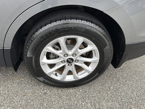 Used 2019 Chevrolet Equinox LT image 31