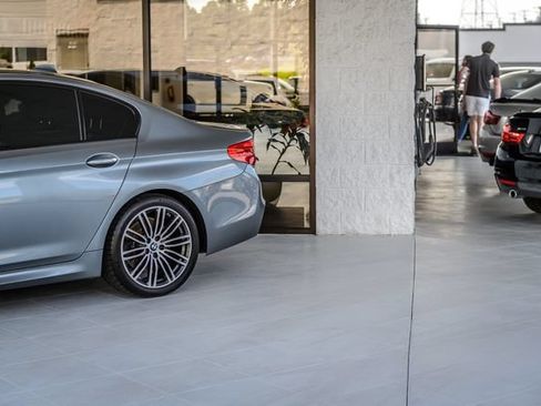 Used 2018 BMW 540i w/ M Sport Package RWD image 58