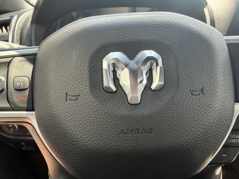 Used 2024 RAM 1500 Big Horn AWD/4WD image 36