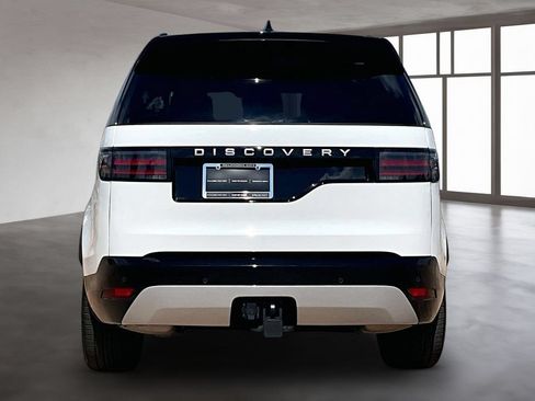 Certified 2026 Land Rover Discovery Limited Edition AWD/4WD image 4