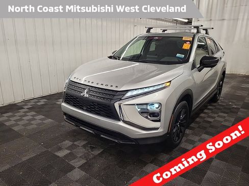 Used 2023 Mitsubishi Eclipse Cross LE image 1