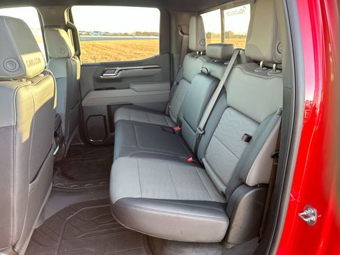 Used 2025 Chevrolet Silverado 1500 ZR2 AWD/4WD image 21
