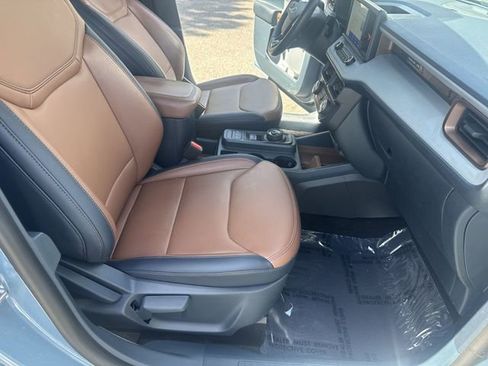 Used 2023 Ford Maverick Lariat w/ Lariat Luxury Package image 10