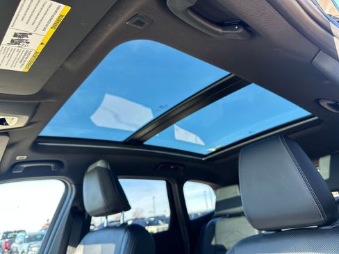 Used 2025 BMW X1 xDrive28i image 21