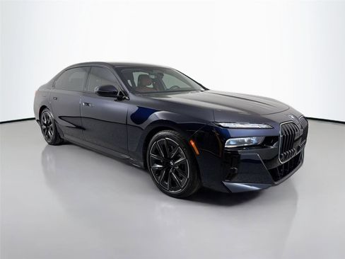 New 2026 BMW 750e xDrive w/ Executive Package AWD/4WD image 4