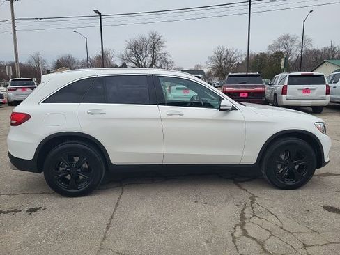 Used 2018 Mercedes-Benz GLC 300 4MATIC image 18