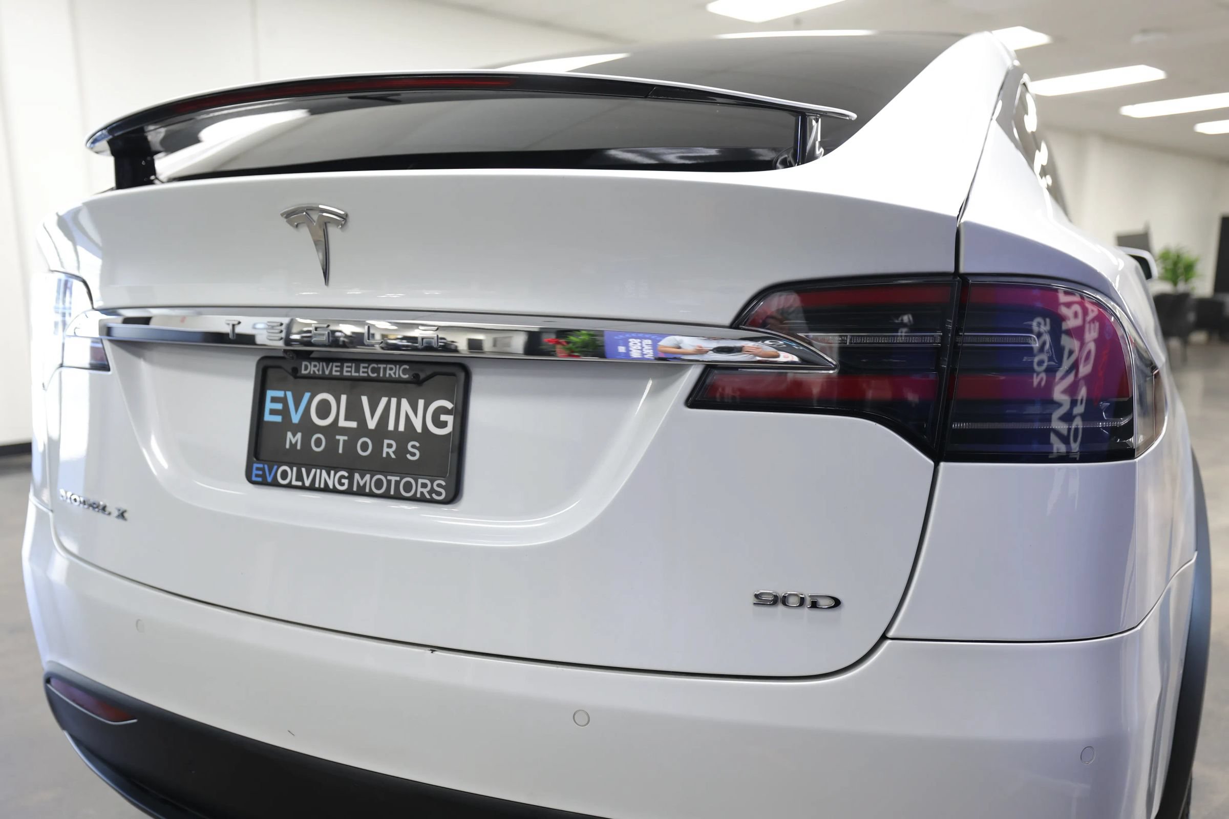 Used 2016 Tesla Model X 90D AWD/4WD image 17