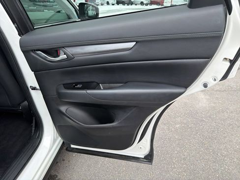 Used 2019 MAZDA CX-5 Touring image 28