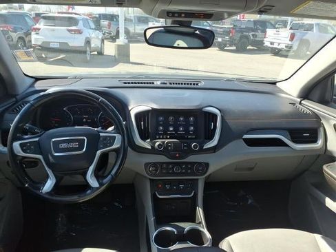 Used 2019 GMC Terrain SLT image 17