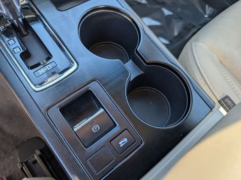 Used 2018 Subaru Legacy 2.5i Limited image 22