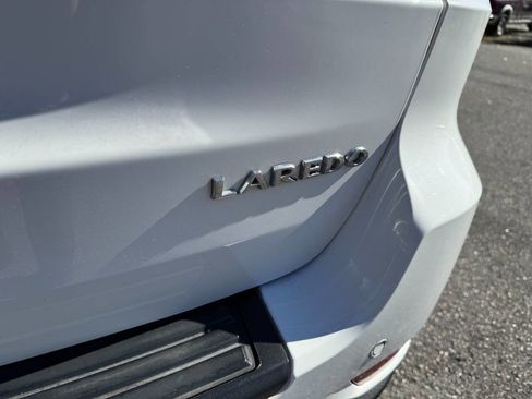 Used 2017 Jeep Grand Cherokee Laredo w/ Quick Order Package 2BE image 36