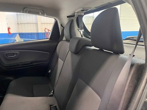 Used 2015 Toyota Yaris SE image 18