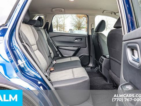 Used 2024 Nissan Rogue SV image 23