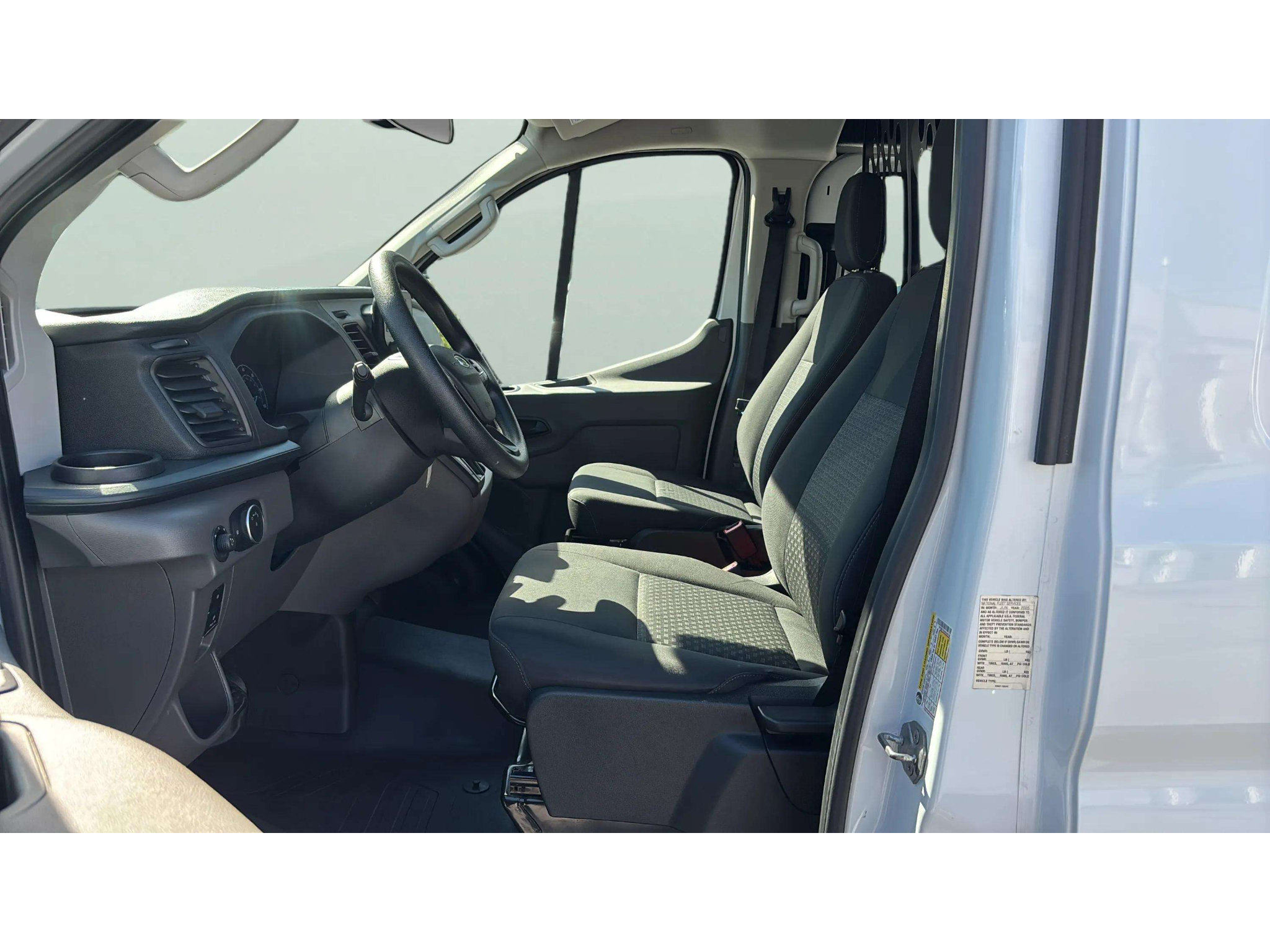 Used 2025 Ford Transit 250 Low Roof w/ Exterior Upgrade Package RWD image 10