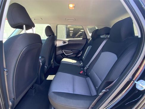 Used 2023 Kia Soul LX w/ Option Group 015 FWD image 11