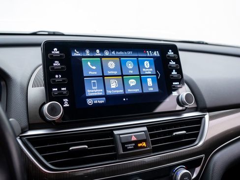 Used 2018 Honda Accord Sport image 22
